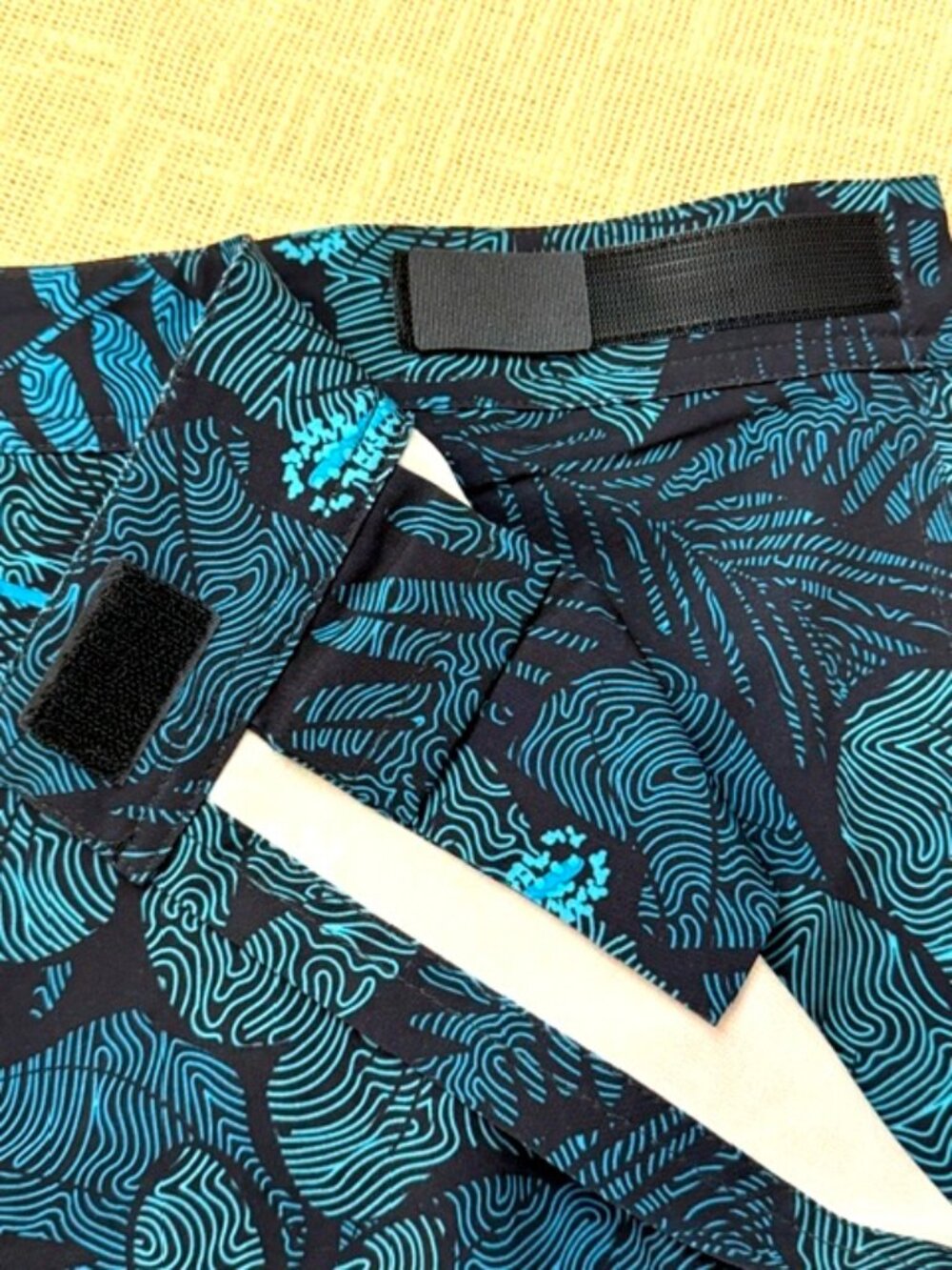RipSkirt Hawaii Maui Moonlight Length 2 Blue Floral Wrap Skirt Size L - Picture 4 of 6